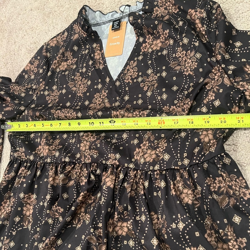 Shein Long Sleeve Dress - Picture 4 of 10